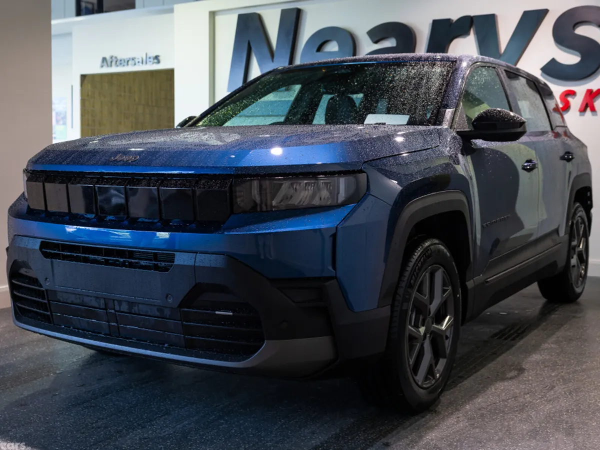 Jeep Compass SUV, Petrol Hybrid, 2026, Blue