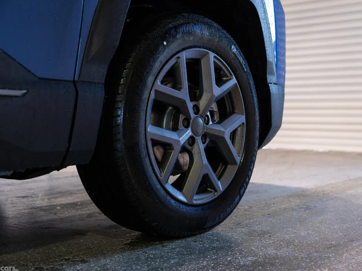 Jeep Compass SUV, Petrol Hybrid, 2026, Blue