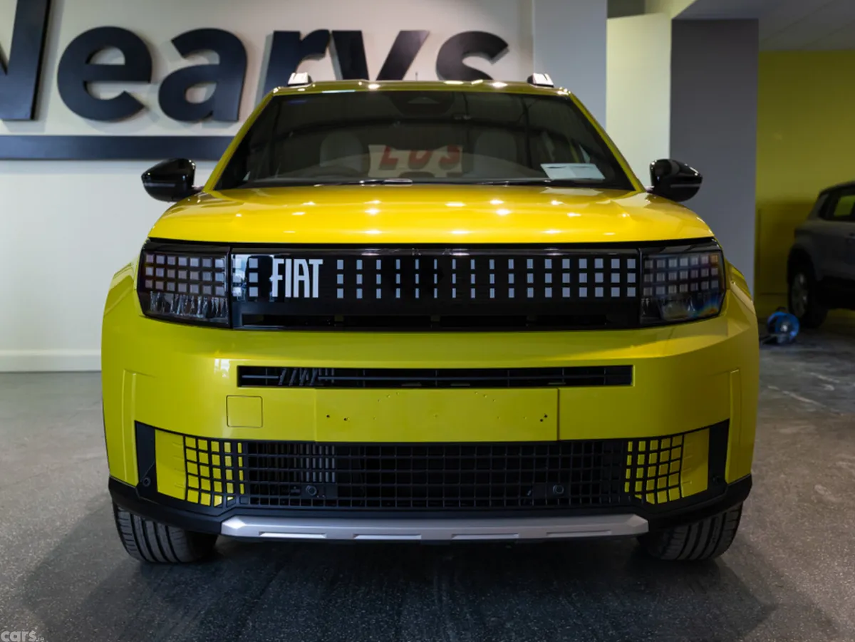 Fiat Grande Panda Hatchback, Petrol Hybrid, 2026, Yellow