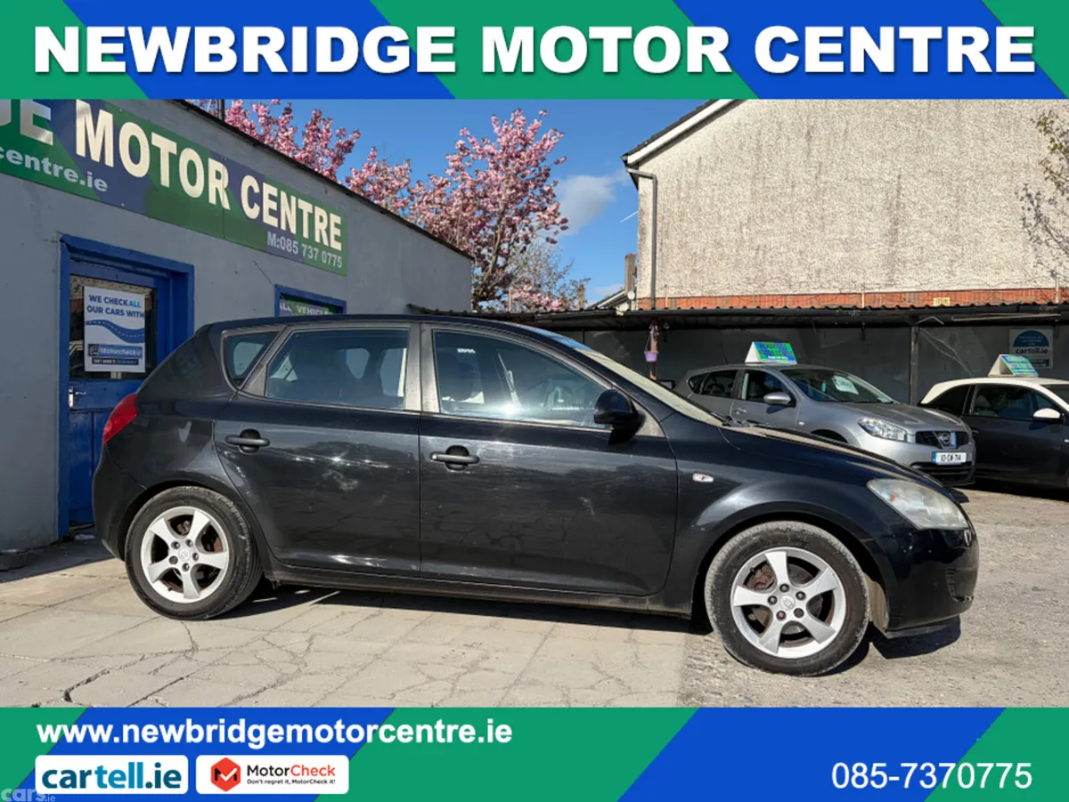 Kia Ceed Hatchback, Diesel, 2009, Black