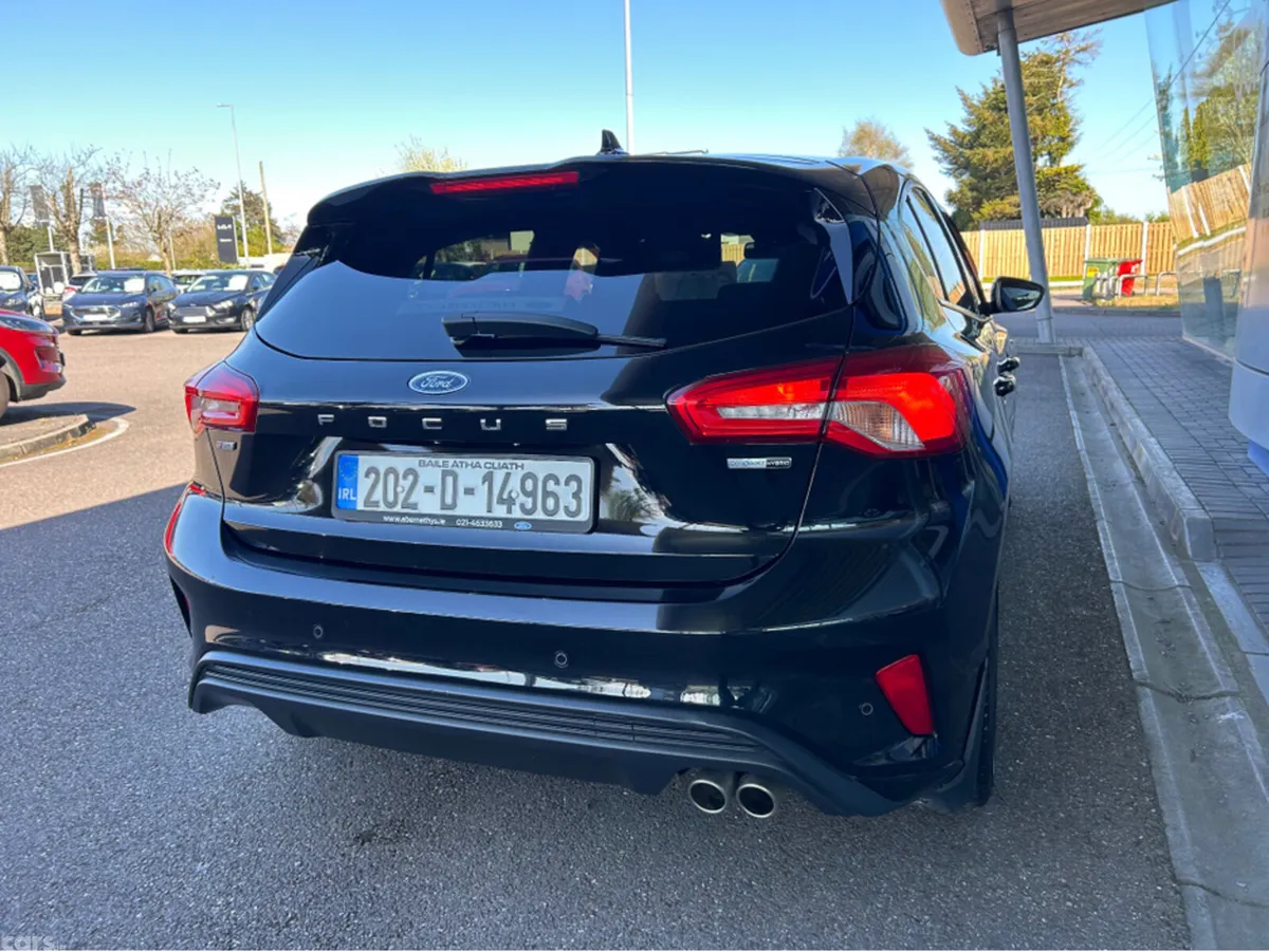 Ford Focus Hatchback, Petrol, 2020, Black