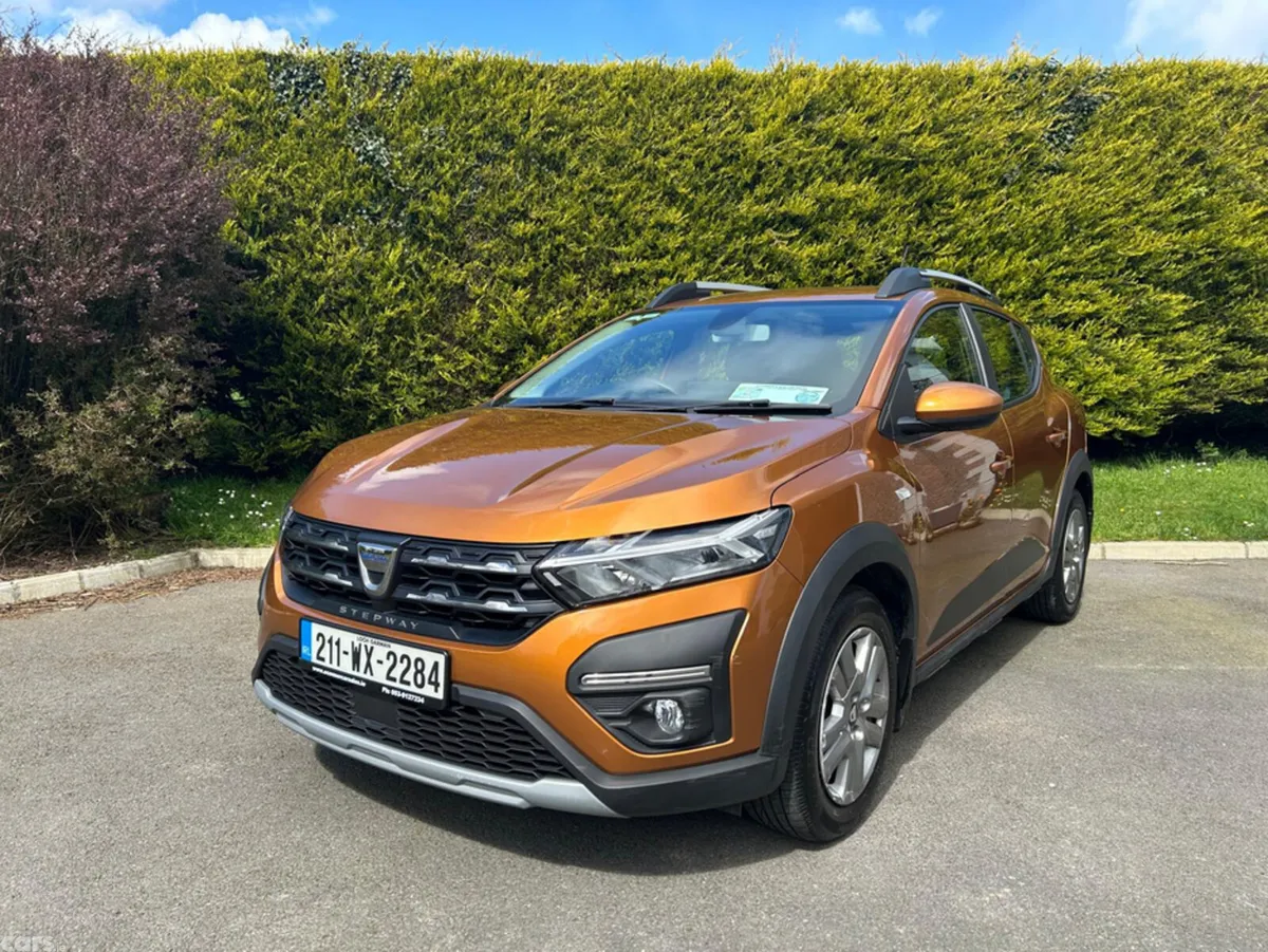 Dacia Sandero Hatchback, Gas, 2021, Orange