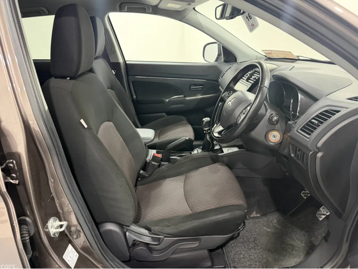 Mitsubishi ASX Hatchback, Diesel, 2018, Brown