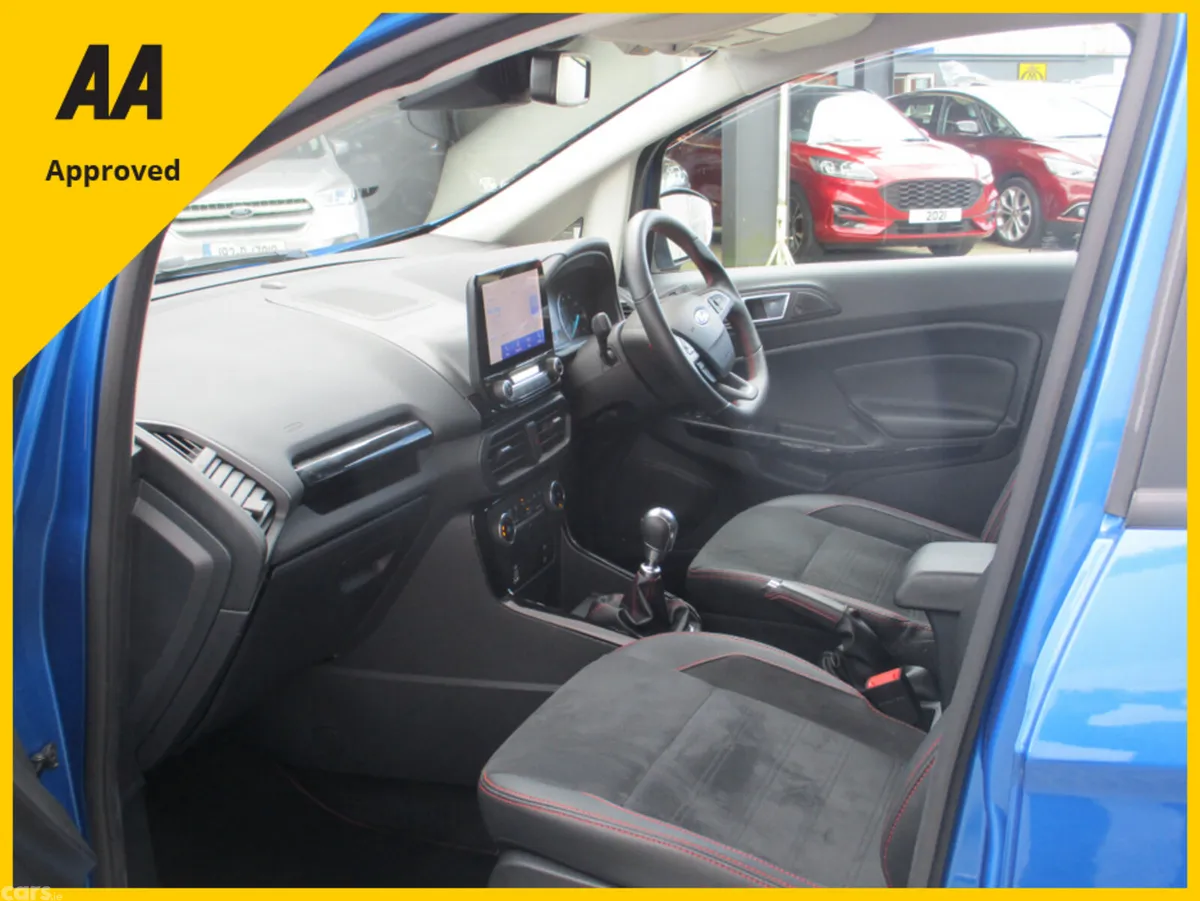 Ford EcoSport Hatchback, Petrol, 2023, Blue