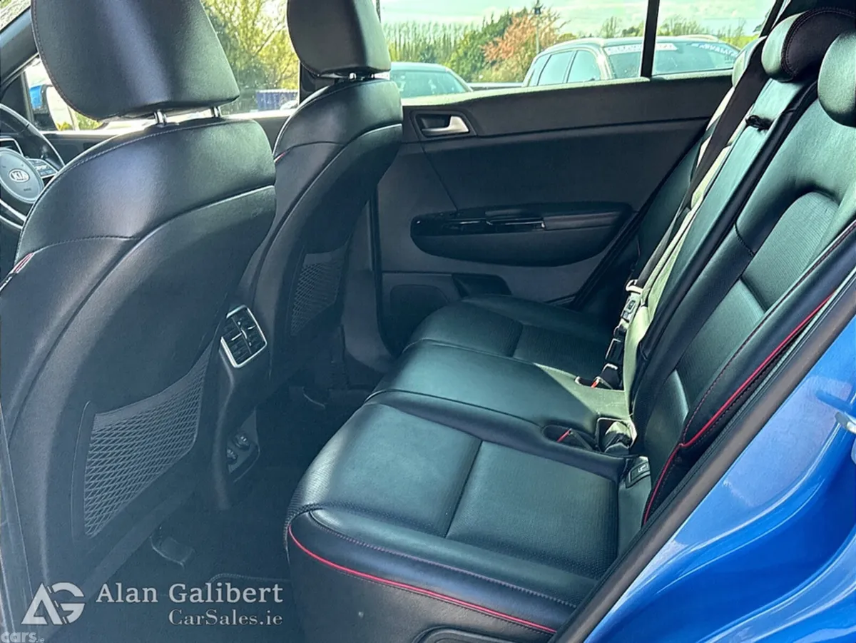 Kia Sportage MPV, Diesel, 2019, Blue