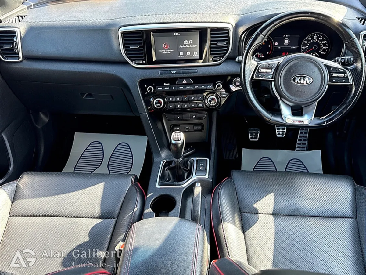 Kia Sportage MPV, Diesel, 2019, Blue