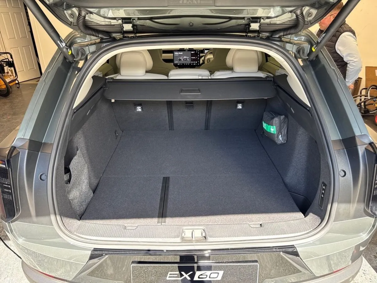 Volvo EX60 SUV, Electric, 2027, Green