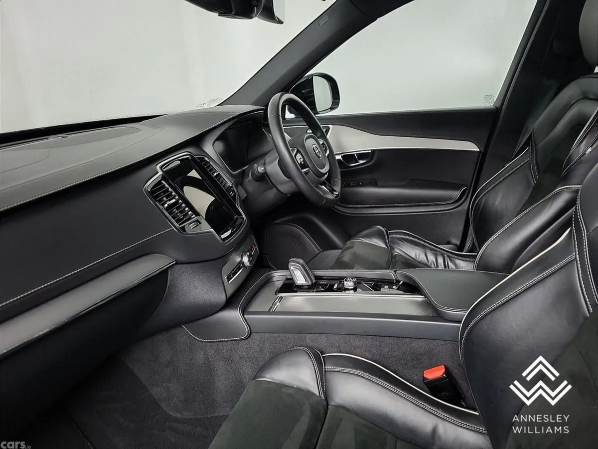 Volvo XC90 SUV, Petrol Plug-in Hybrid, 2021, Black