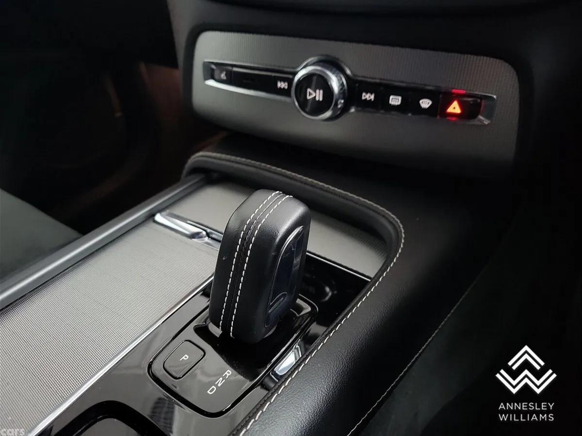 Volvo XC90 SUV, Petrol Plug-in Hybrid, 2021, Black