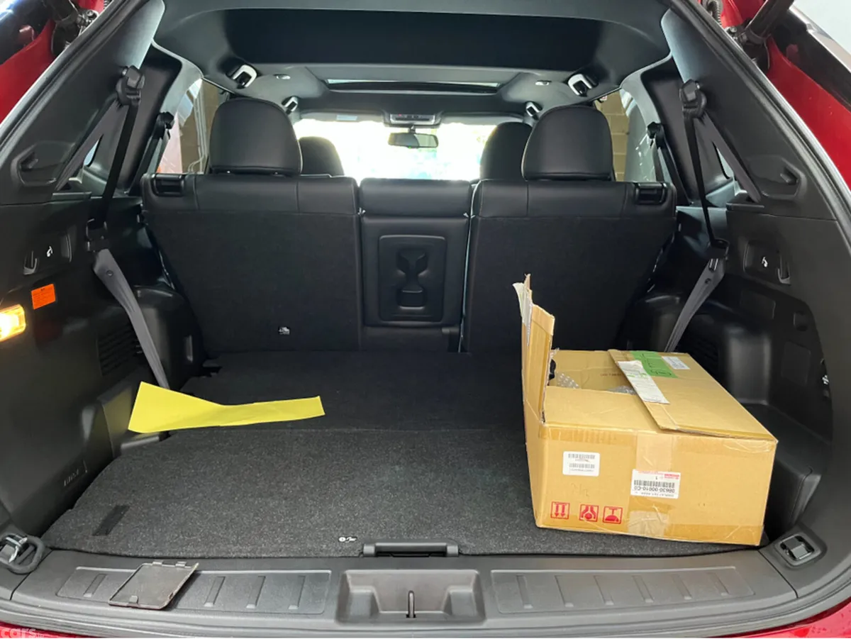 Mitsubishi Outlander SUV, Petrol Plug-in Hybrid, 2024, Red