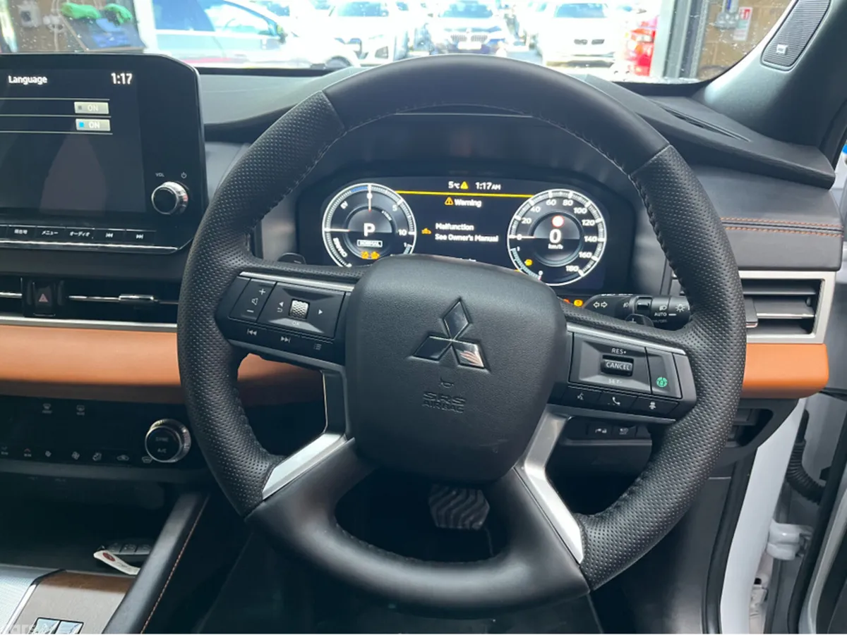 Mitsubishi Outlander SUV, Petrol Plug-in Hybrid, 2023, White