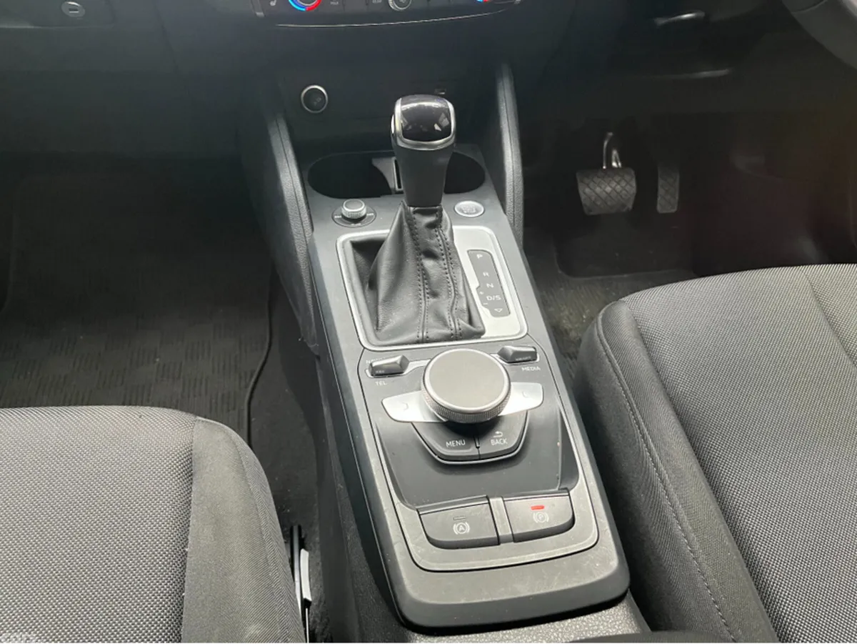 Audi Q2 SUV, Diesel, 2023, White