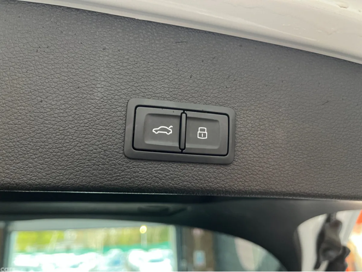 Audi Q2 SUV, Diesel, 2023, White