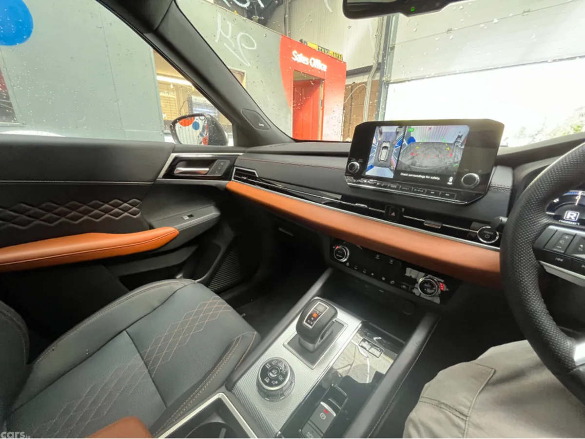 Mitsubishi Outlander SUV, Petrol Plug-in Hybrid, 2024, Black