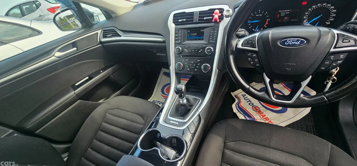 Ford Mondeo Hatchback, Diesel, 2015, Black
