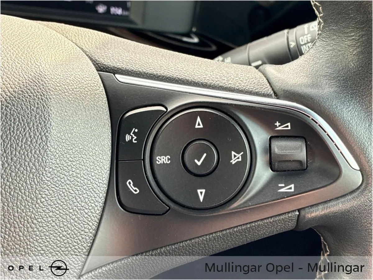Opel Mokka SUV, Electric, 2023, Blue