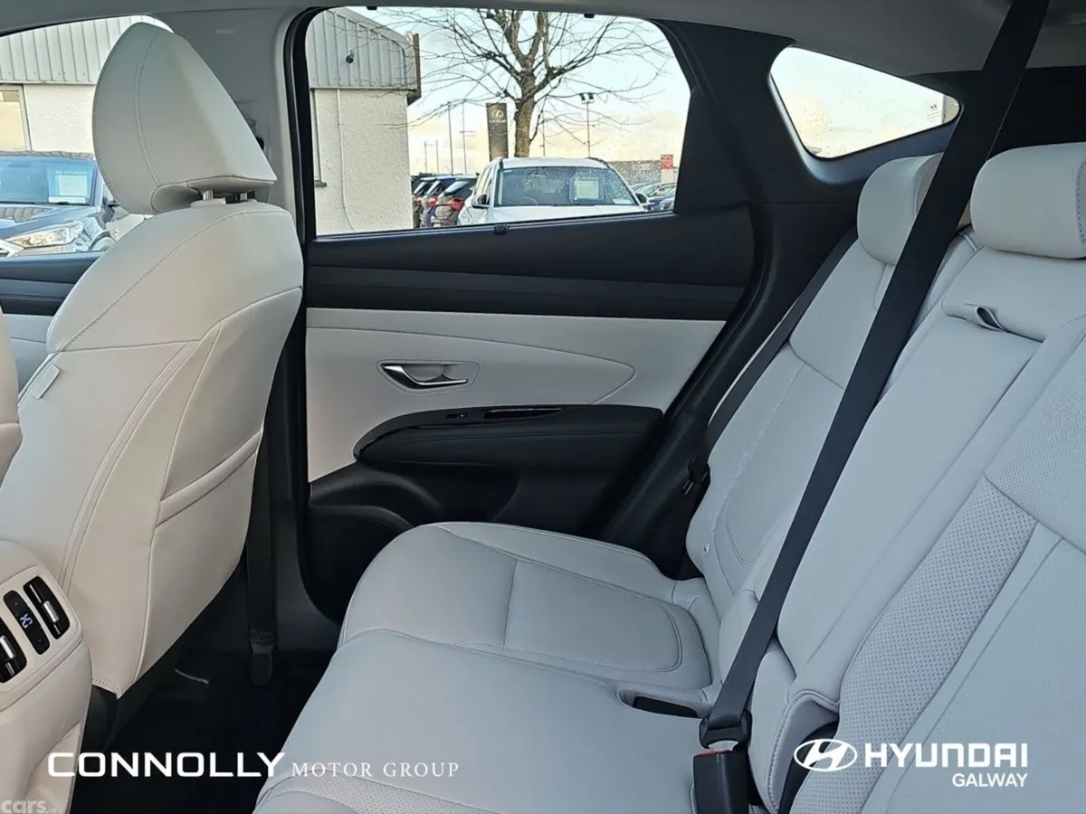 Hyundai Tucson SUV, Petrol Plug-in Hybrid, 2025, Black