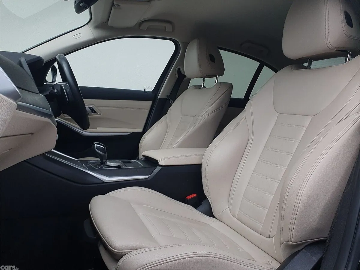 BMW 3-Series Saloon, Diesel, 2019, Black