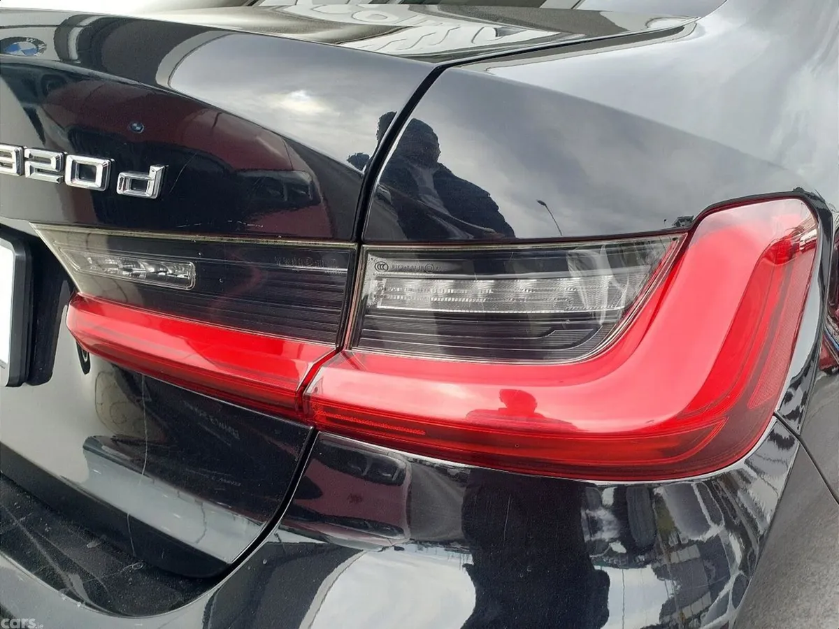 BMW 3-Series Saloon, Diesel, 2019, Black