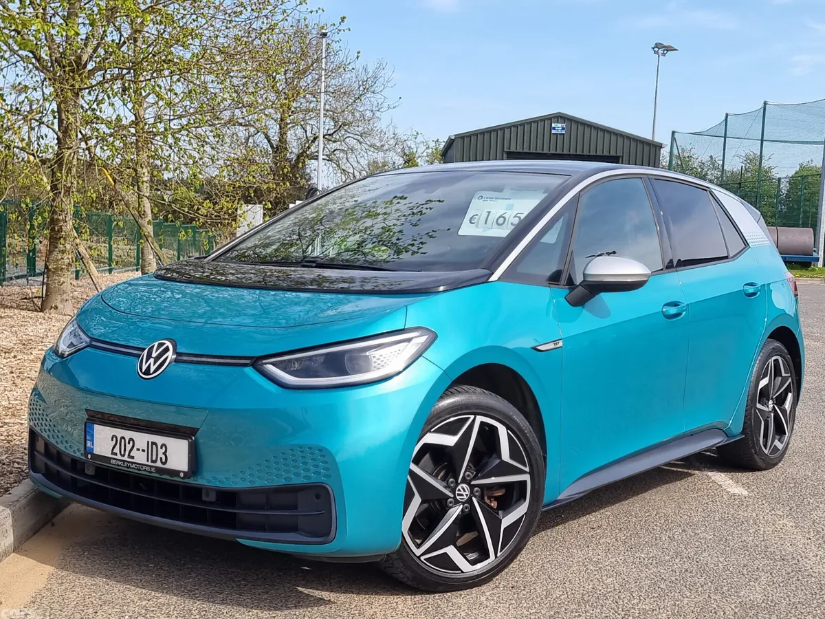 Volkswagen ID.3 Hatchback, Electric, 2020, Blue