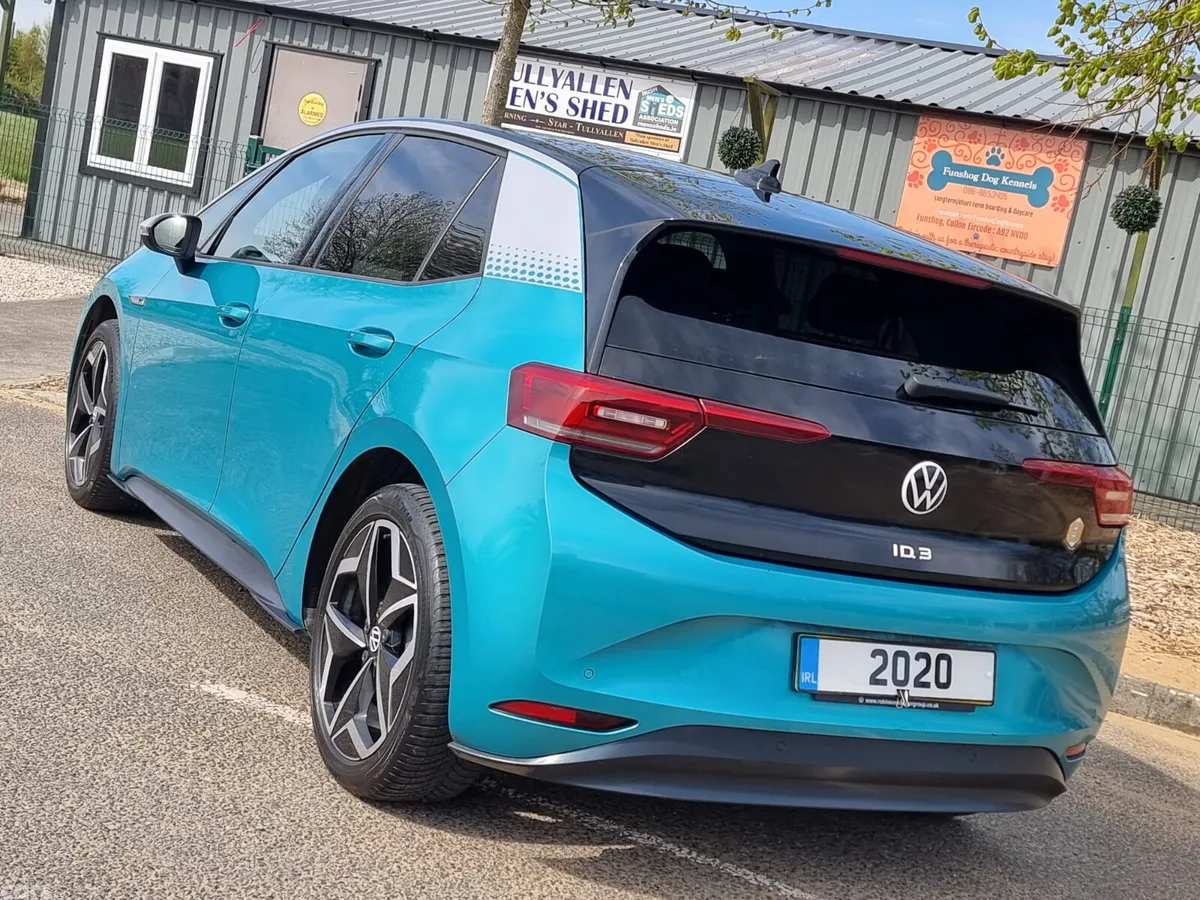 Volkswagen ID.3 Hatchback, Electric, 2020, Blue