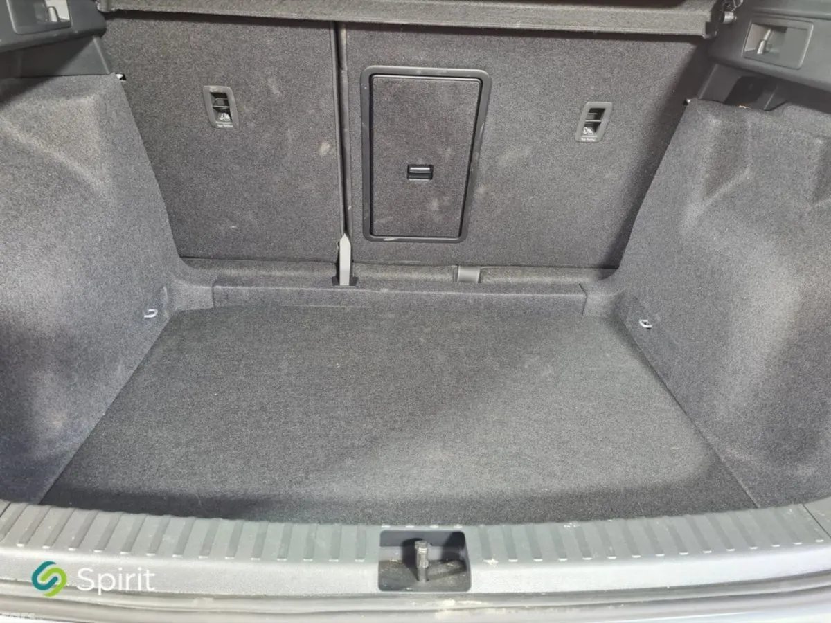 SEAT Ateca SUV, Petrol, 2026, Grey