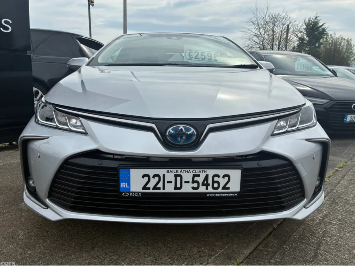 Toyota Corolla Saloon, Petrol Hybrid, 2022, Grey