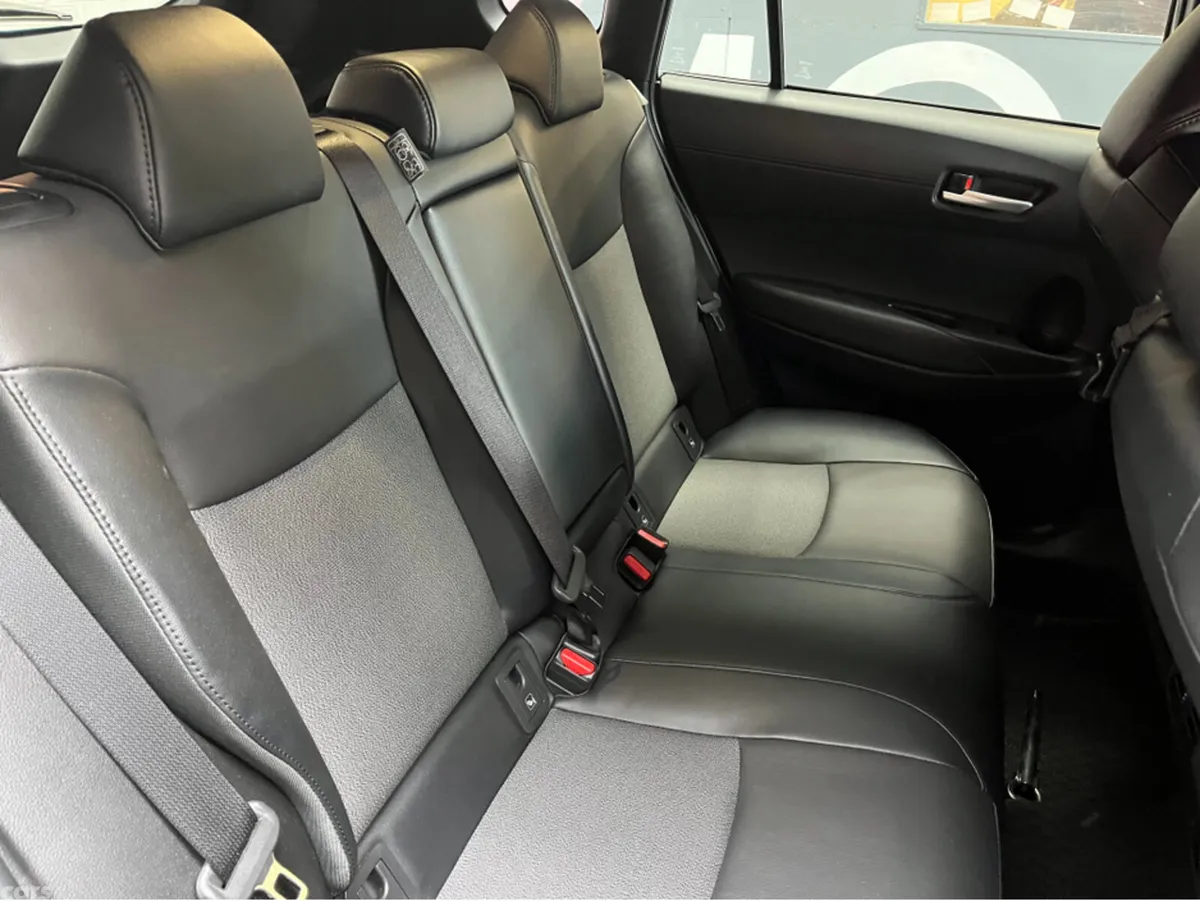 Toyota Corolla SUV, Petrol Hybrid, 2025, Black
