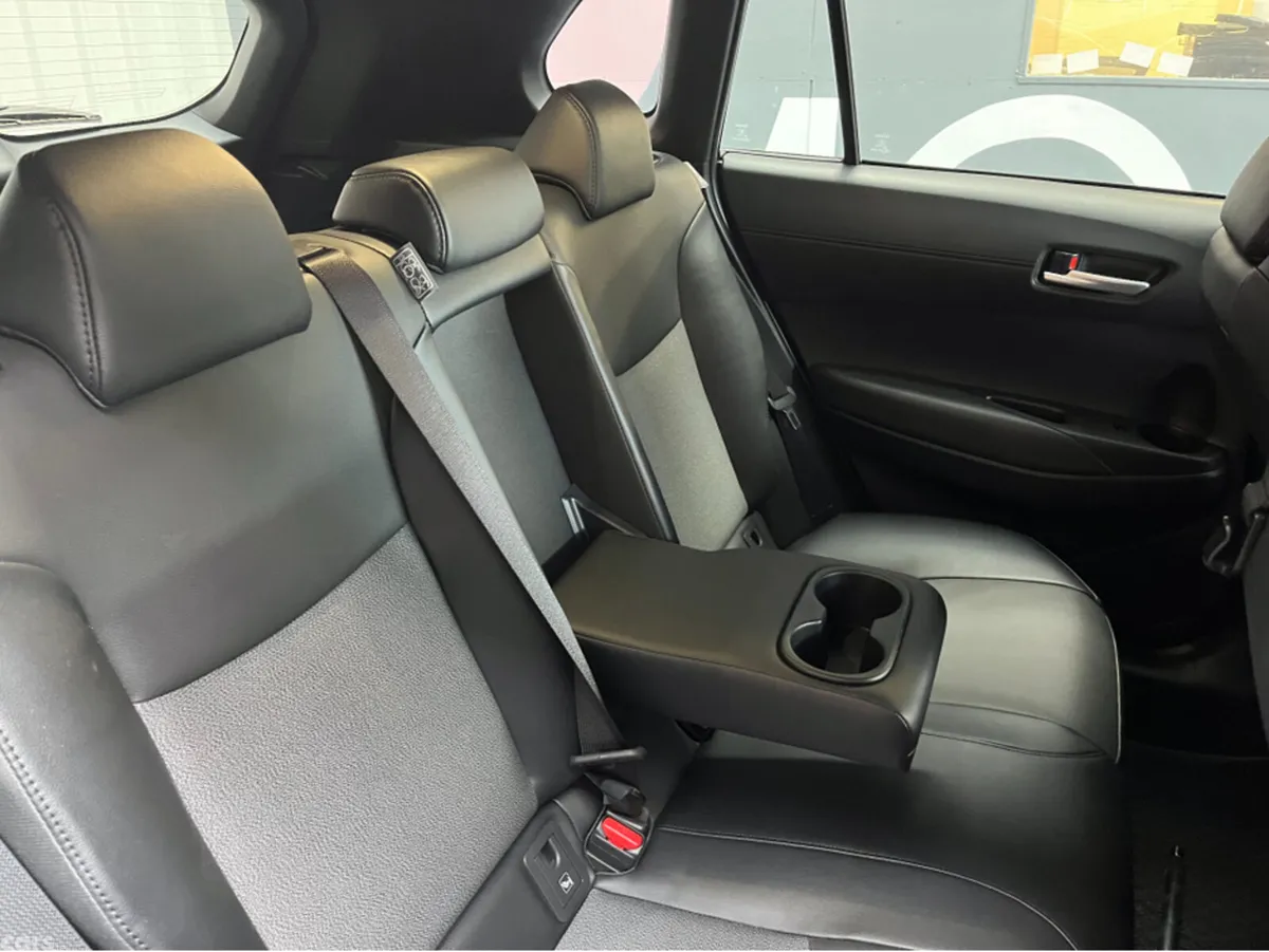 Toyota Corolla SUV, Petrol Hybrid, 2025, Black