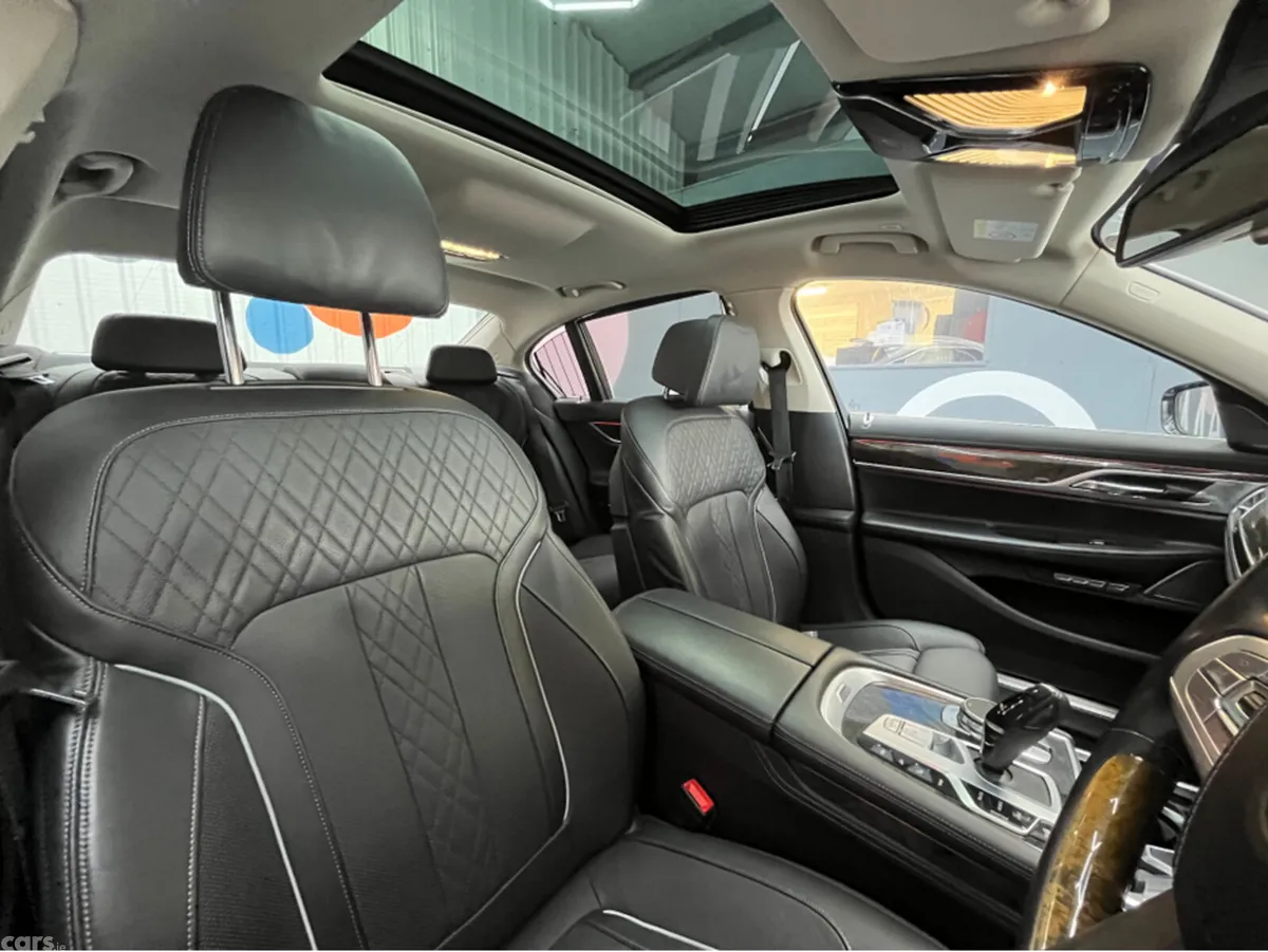 BMW 7-Series Saloon, Petrol Plug-in Hybrid, 2016, White