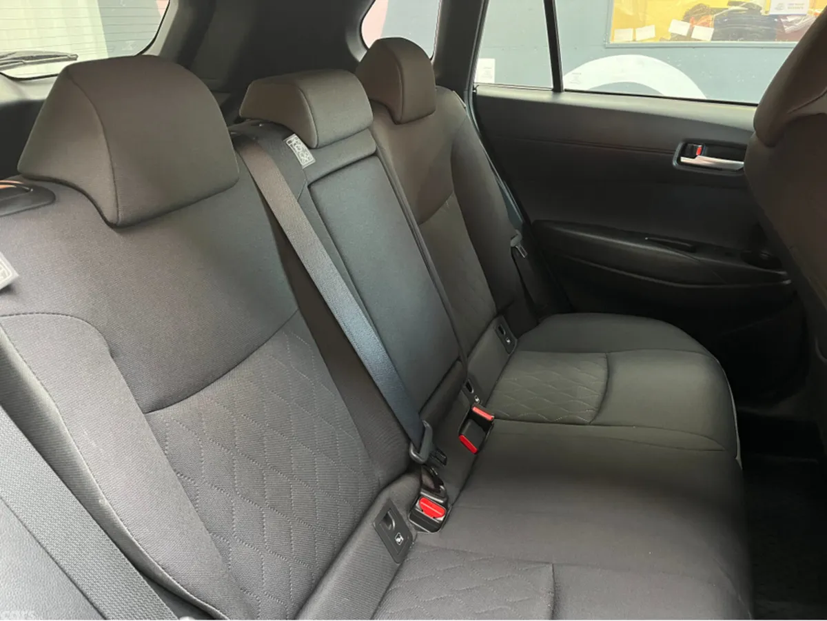 Toyota Corolla Cross SUV, Petrol, 2023, Blue