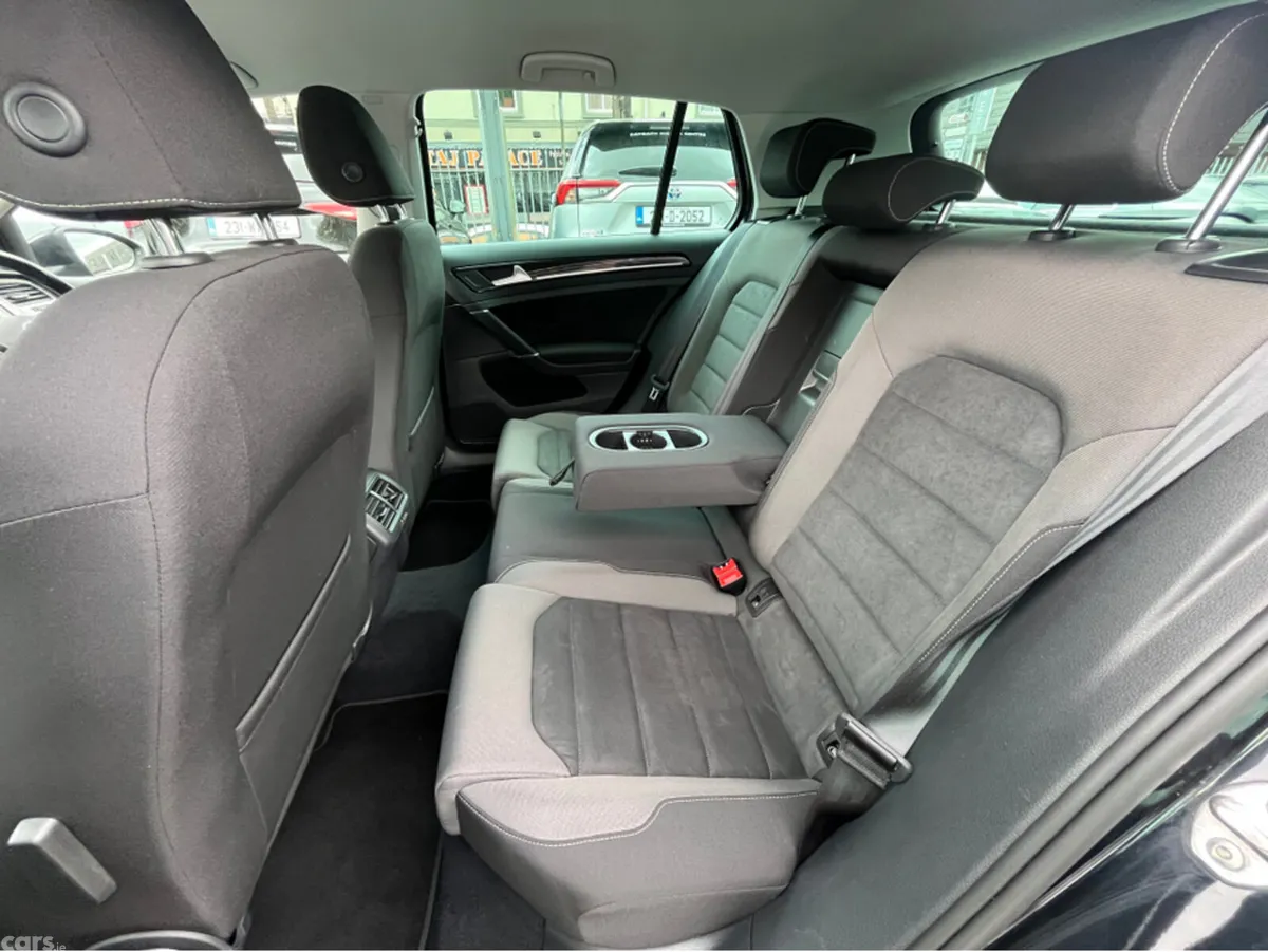 Volkswagen Golf Hatchback, Petrol, 2018, Black