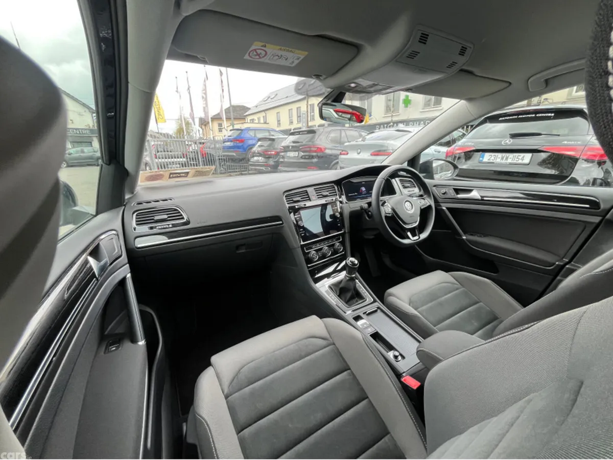 Volkswagen Golf Hatchback, Petrol, 2018, Black