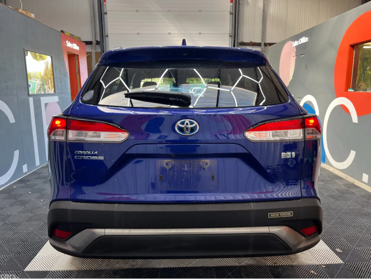 Toyota Corolla Cross SUV, Petrol, 2023, Blue
