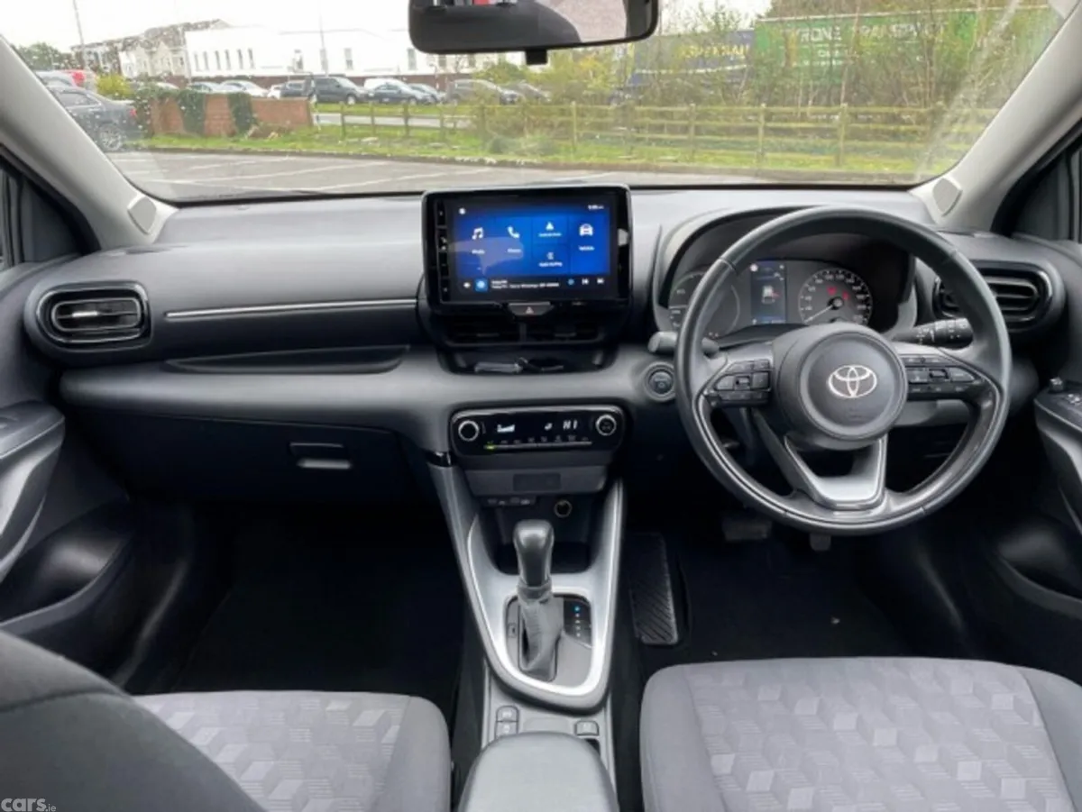 Toyota Yaris Hatchback, Petrol Hybrid, 2024, Red