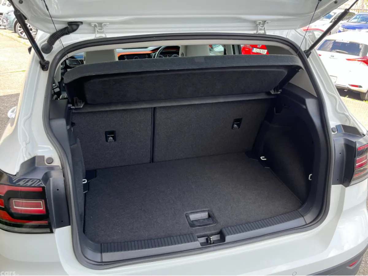 Volkswagen T-Cross SUV, Petrol, 2020, White