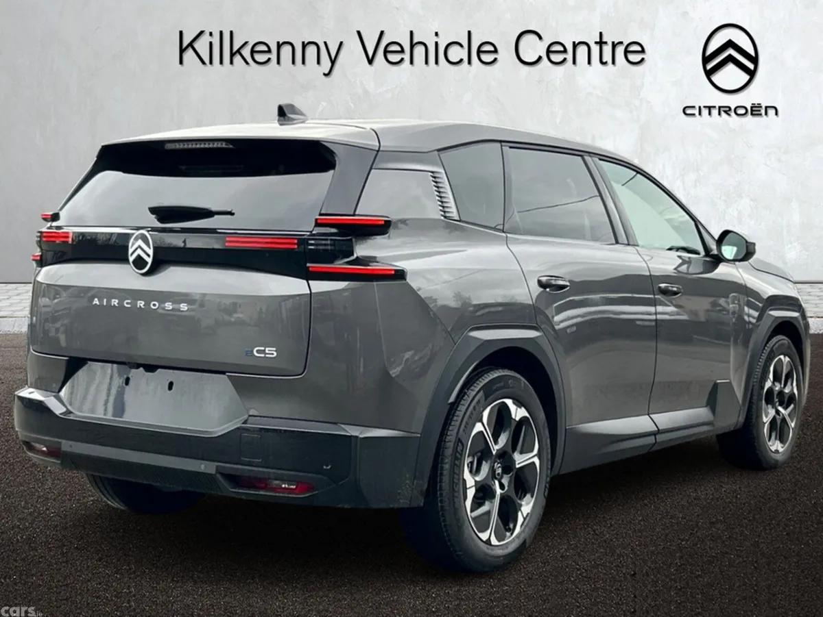 Citroen C5 Aircross MPV, Electric, 2026, Grey