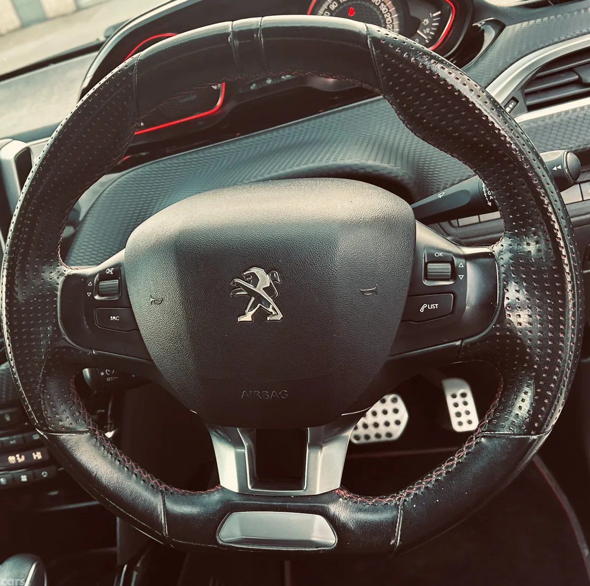 Peugeot 2008 SUV, Petrol, 2016, Black