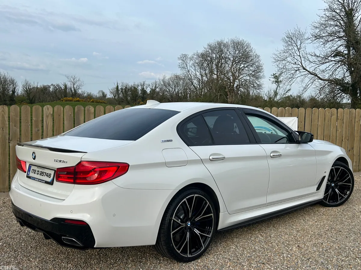 BMW 5-Series Saloon, Petrol Plug-in Hybrid, 2017, White