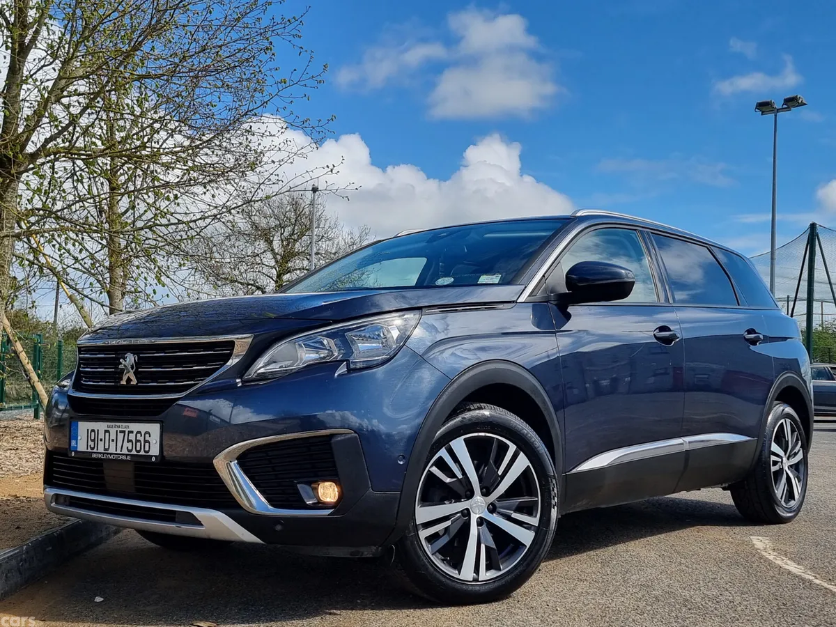 Peugeot 5008 MPV, Diesel, 2019, Blue