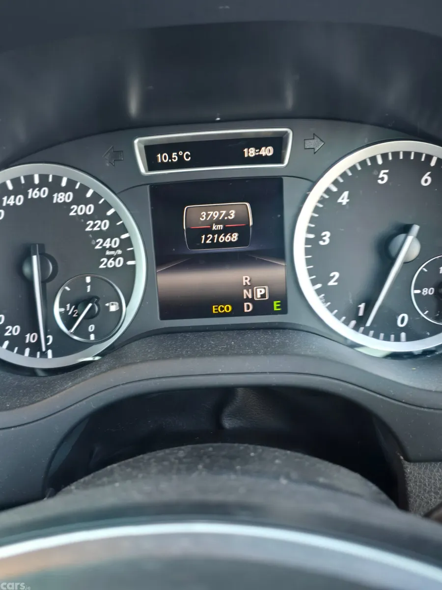 Mercedes-Benz B-Class MPV, Petrol, 2014, Silver