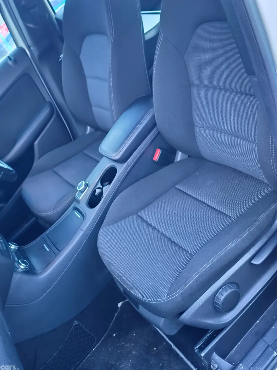 Mercedes-Benz B-Class MPV, Petrol, 2014, Silver