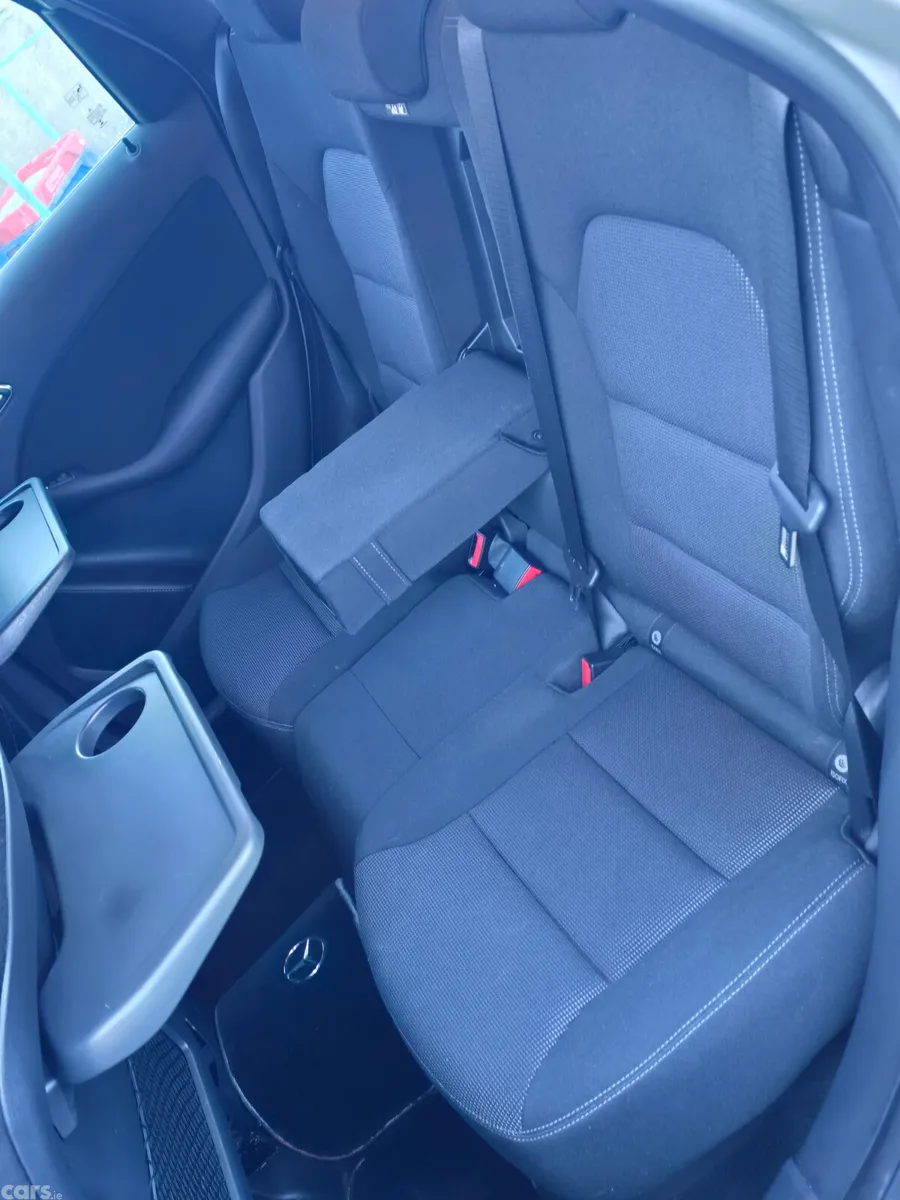 Mercedes-Benz B-Class MPV, Petrol, 2014, Silver