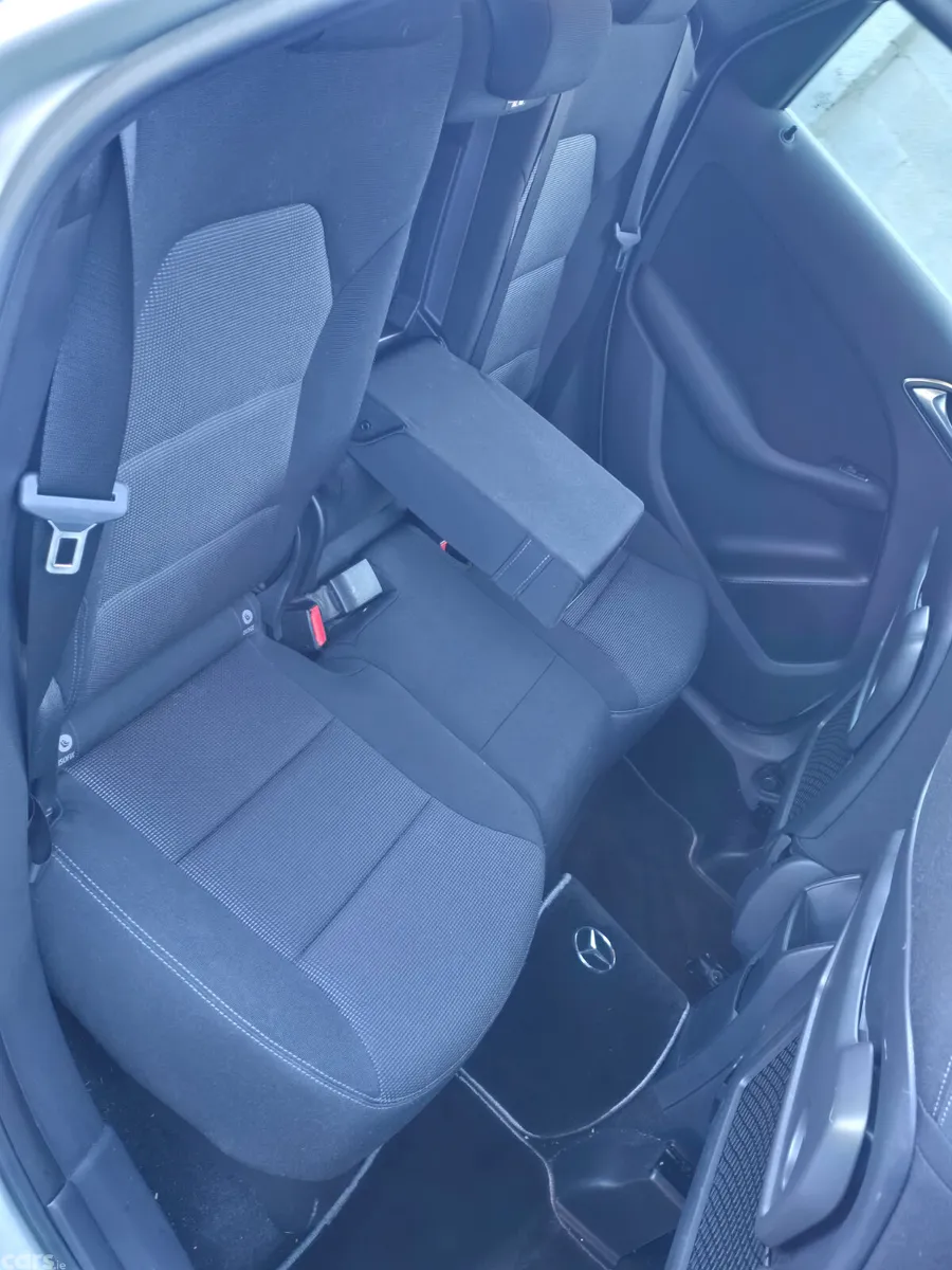 Mercedes-Benz B-Class MPV, Petrol, 2014, Silver
