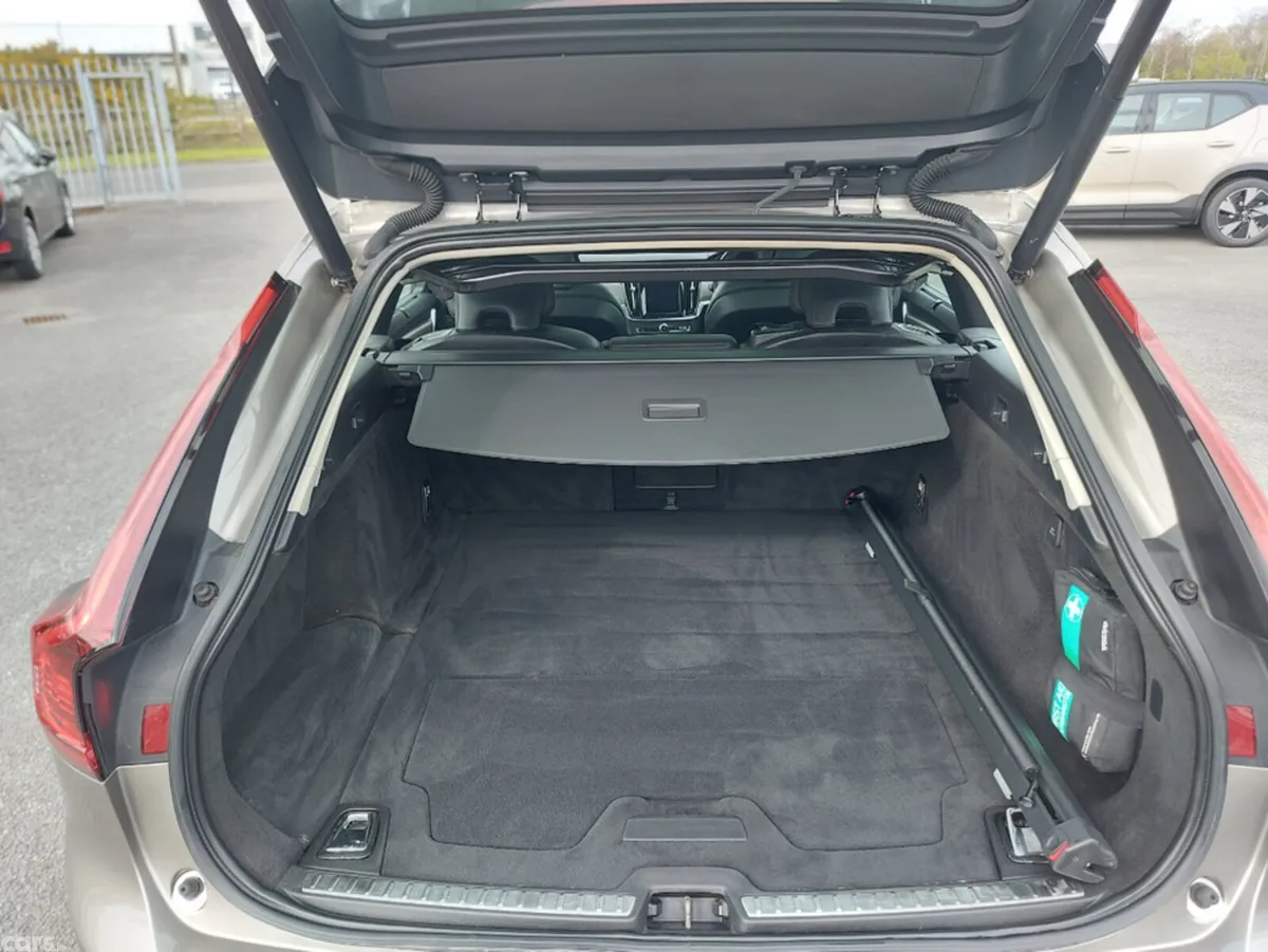 Volvo V90 Estate, Diesel, 2021, Grey