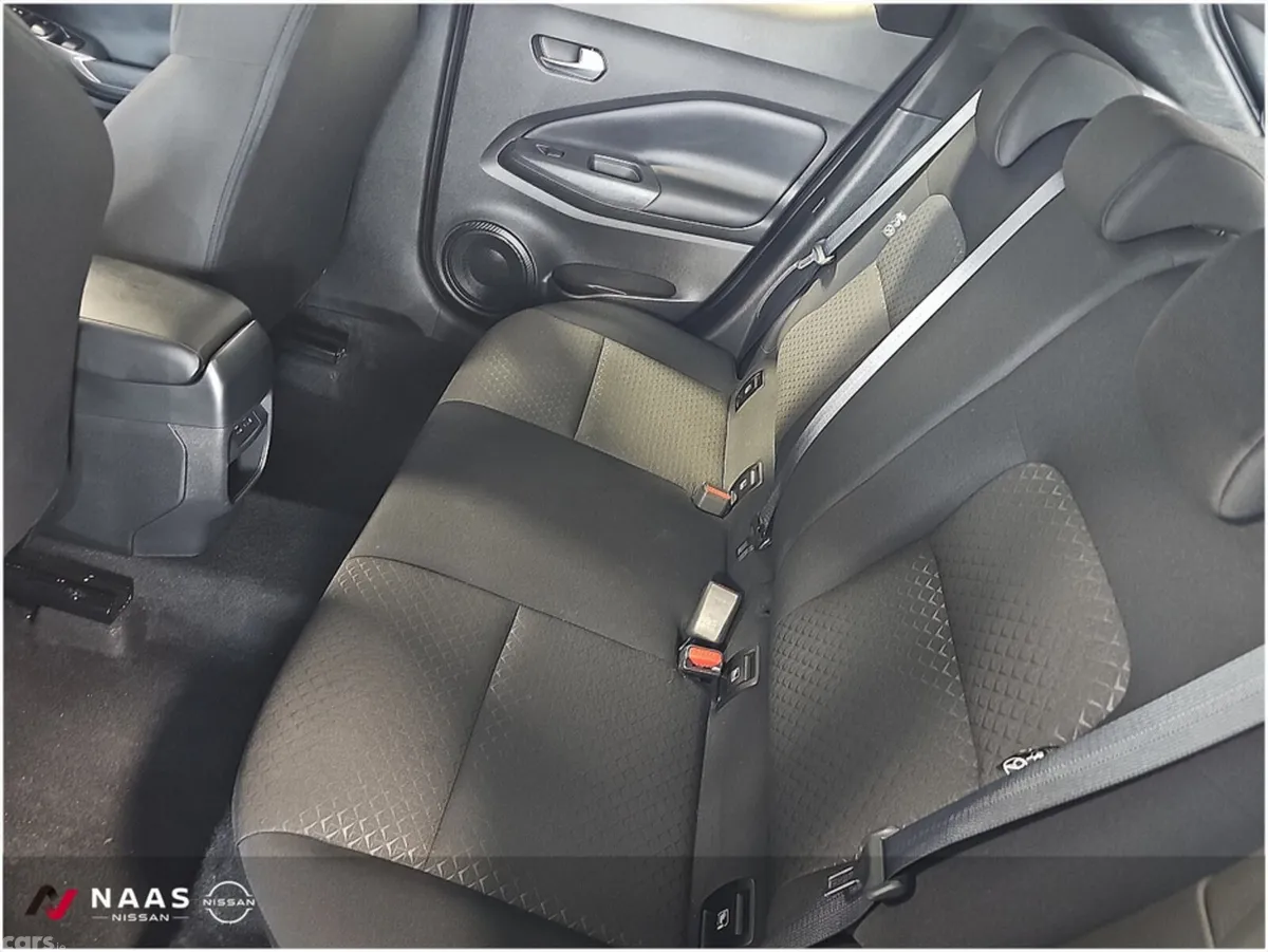 Nissan Juke MPV, Petrol, 2025, White