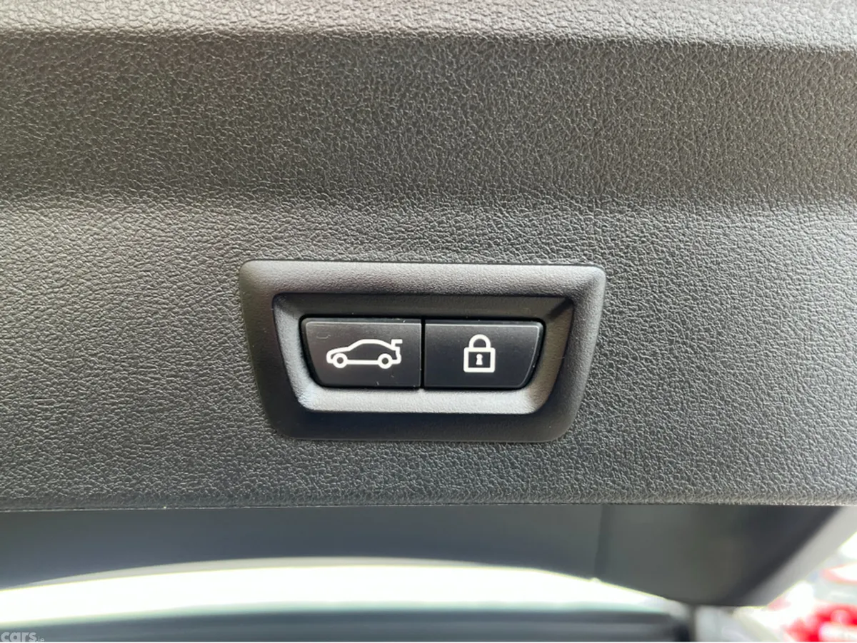 BMW X3 SUV, Petrol Plug-in Hybrid, 2023, White
