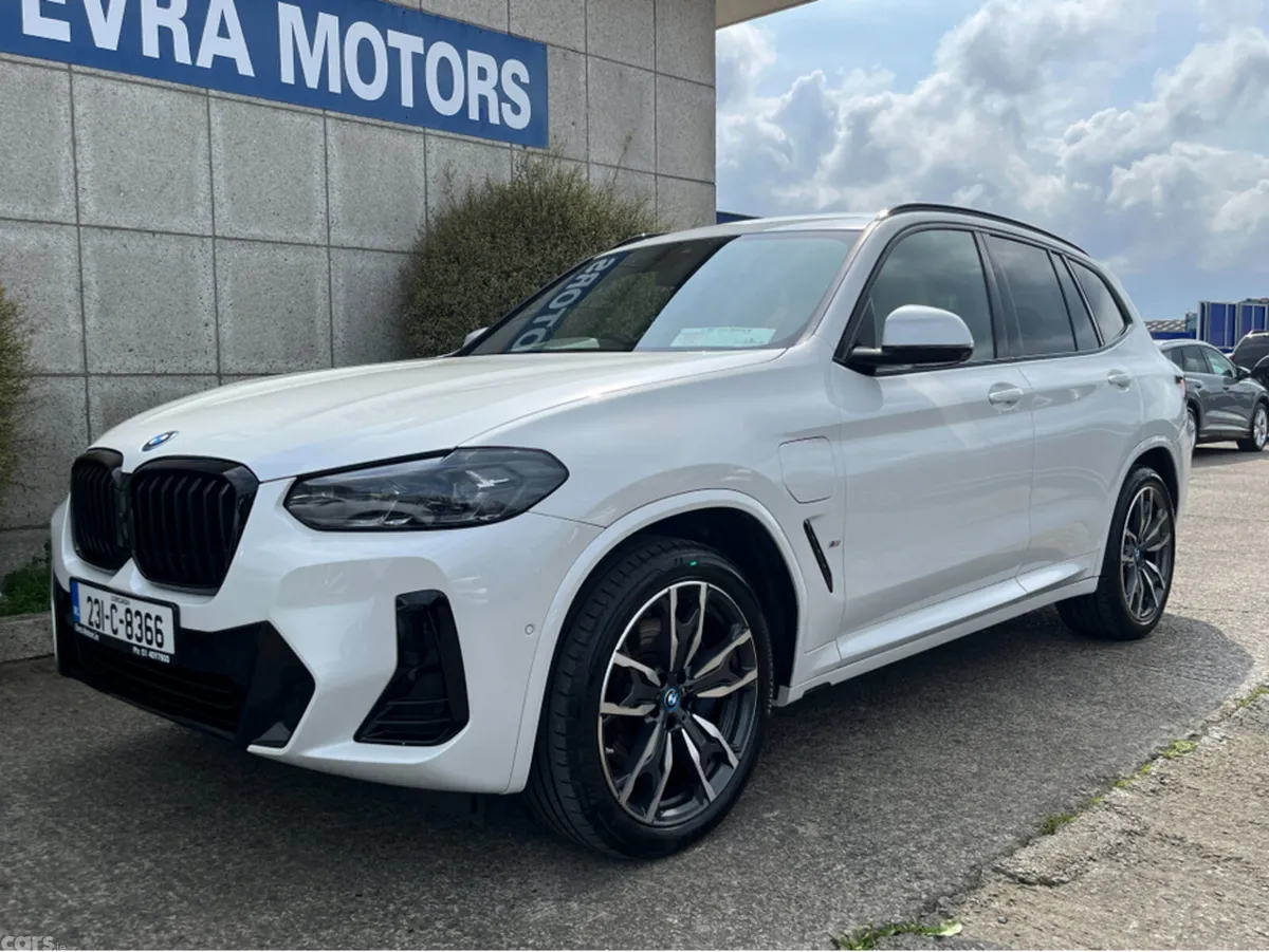 BMW X3 SUV, Petrol Plug-in Hybrid, 2023, White