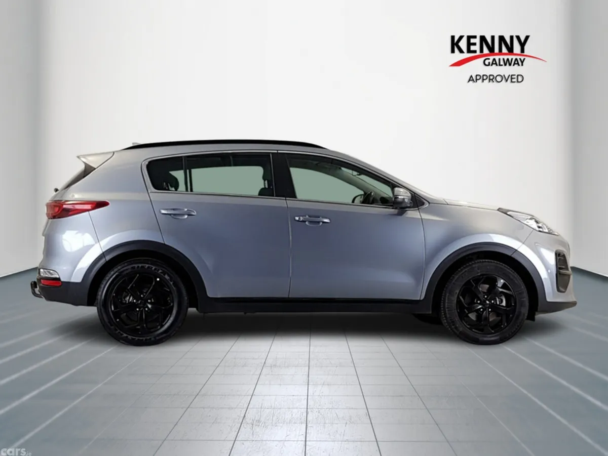Kia Sportage MPV, Diesel, 2021, Grey