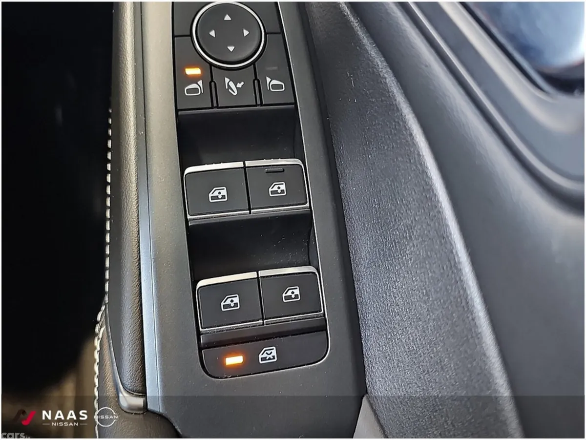 Nissan Qashqai MPV, Petrol Hybrid, 2025, Black